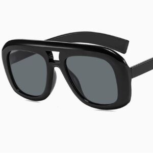 Black Oversized Sunglasses